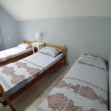 Apartment Romansa