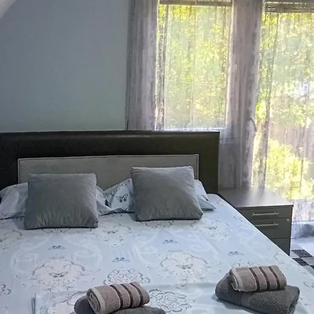 Romansa 아파트 *