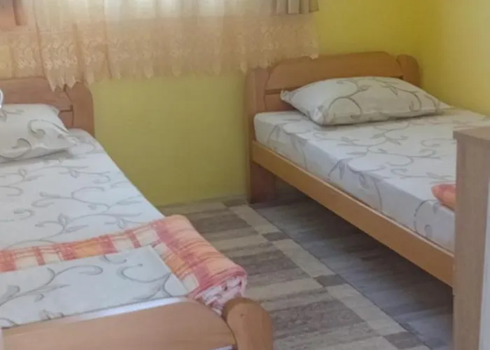 Lejlighed Romansa Perucac