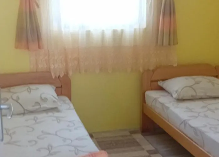 Lejlighed Romansa Perucac